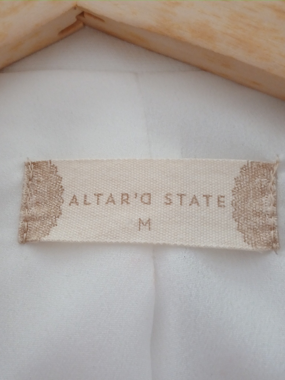 Altar'd State Cream Satiny Blazer Size Medium - Picture 3 of 5